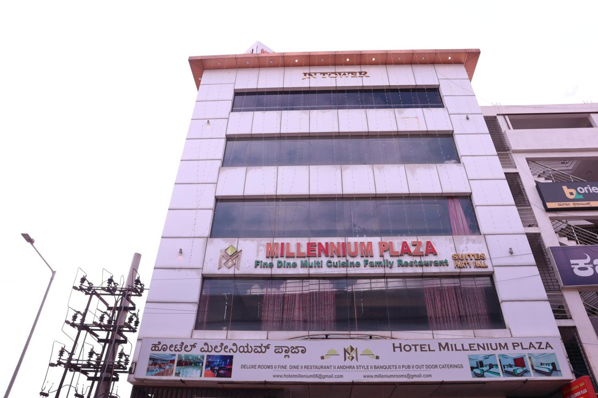 Millennium Plaza Hotel Kammasandra Bagian luar foto