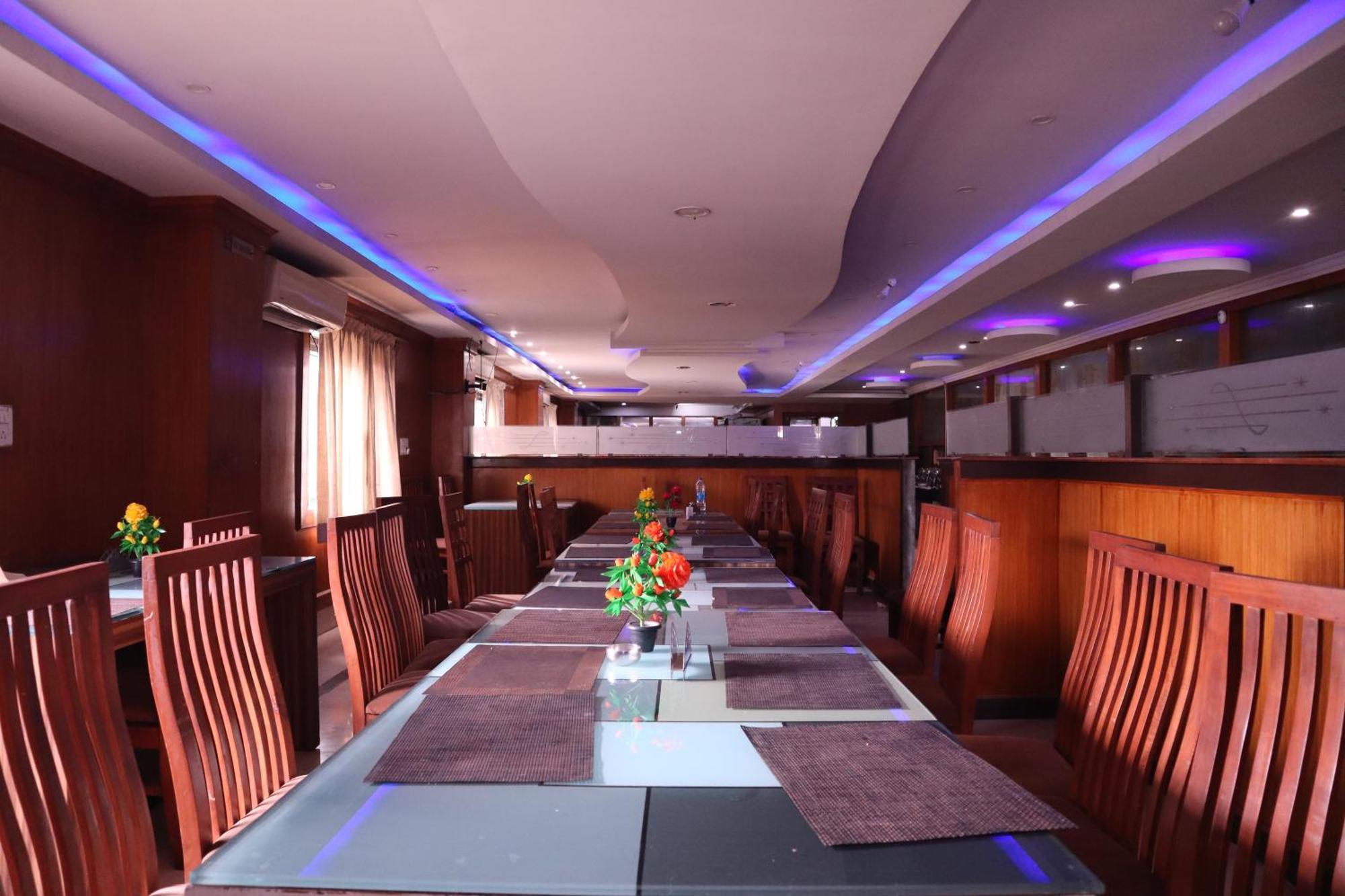 Millennium Plaza Hotel Kammasandra Bagian luar foto